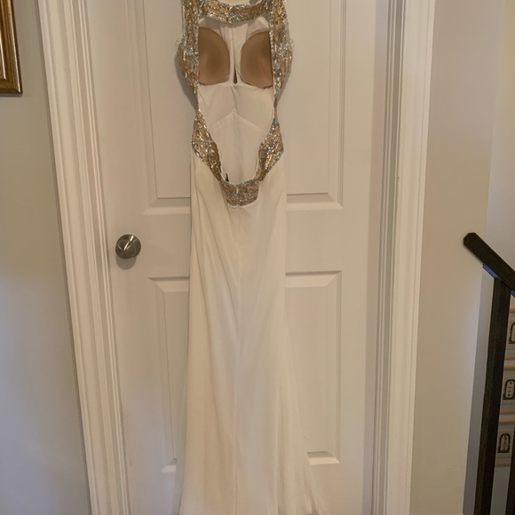 Cleopatras formal dress - Picture 9 of 9